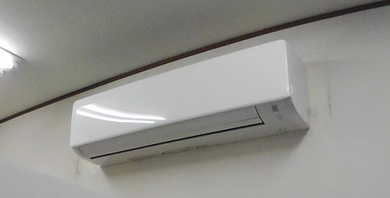 業務用エアコンの施工写真
