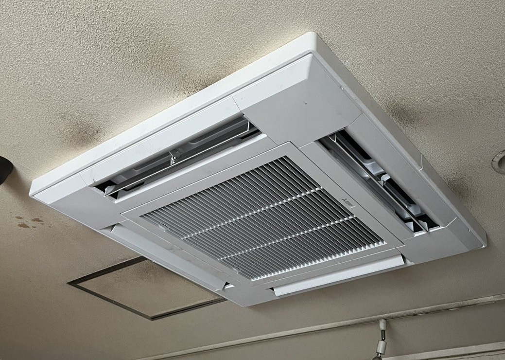 天井カセット形4方向の施工写真